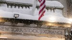 Millions stuck as blizzard hits NYC … 5000 flights cancelled