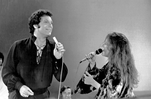 lyrics me and bobby mcgee roger miller lyrics me and bobby mcgee roger miller