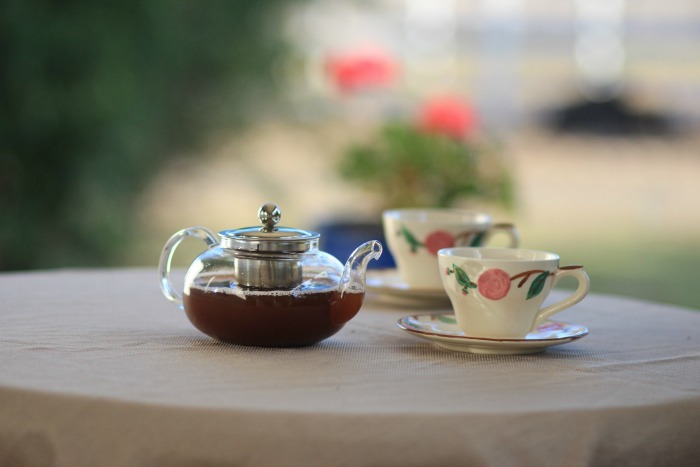 hot black tea to cure colds