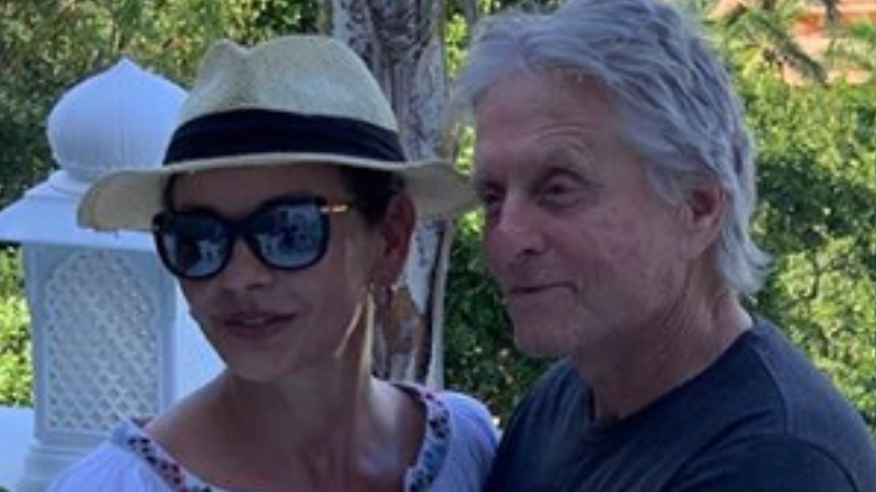 Catherine Zeta-Jones cosies up to Michael Douglas in sweet ...