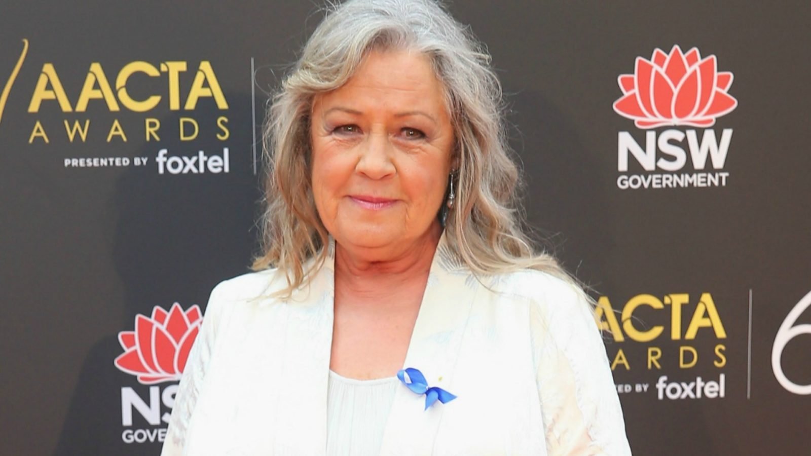 Noni hazlehurst photos