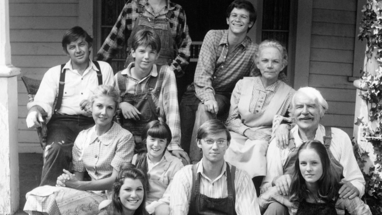 The Waltons Mum Reveals Secret Real Life Romance With On Screen Husband Starts At 60