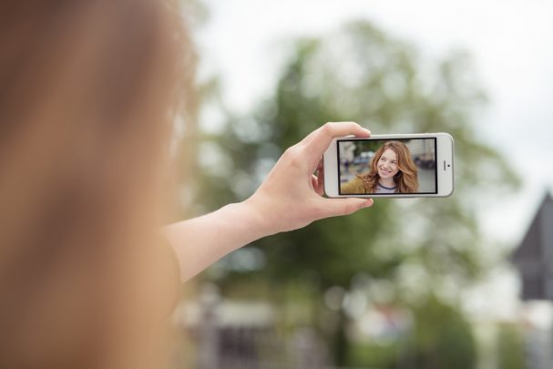 Travellers publicly shamed for taking selfies at popular war memorial ...