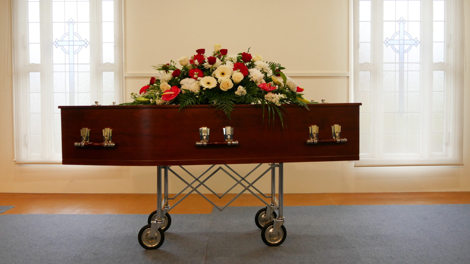 Discover more than 143 decorated coffins australia super hot seven.edu.vn