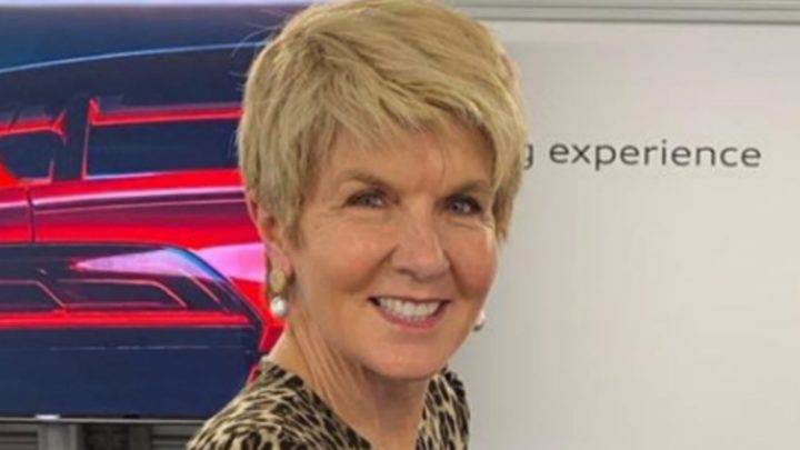 Fierce fashion! Julie Bishop is super stylish in figure-hugging leopard