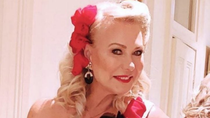 Modern Day Pin Up Girl Kerri Anne Kennerley Vamps It Up With 50s