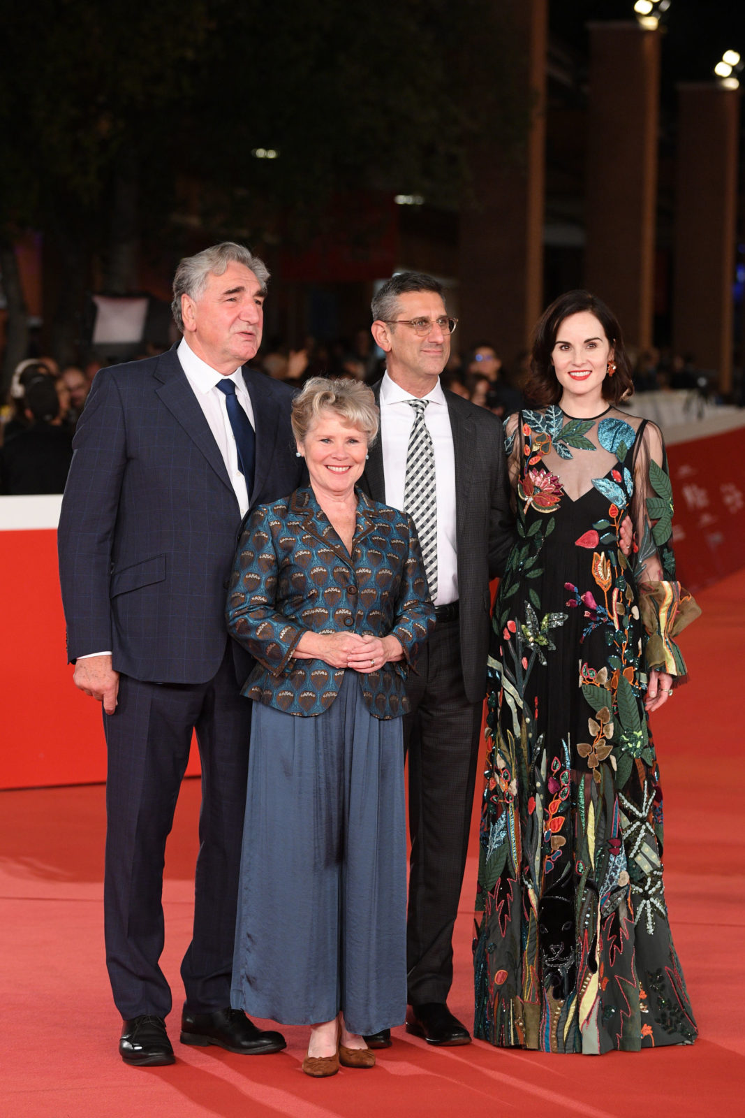 Michelle Dockery steps out in sheer black frock alongside Downton Abbey co-stars ...1067 x 1600