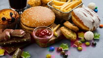 Here's how to prevent or stop unhealthy food cravings. Source: Getty. 