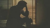 Understanding the symptoms and behaviour associated with mental illness is the key to supporting a loved one. Source: Getty. 