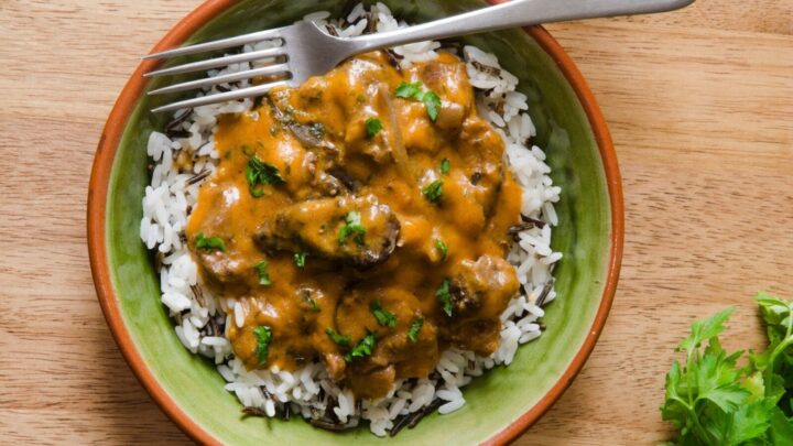 Slow cooker beef stroganoff with rice - Starts at 60