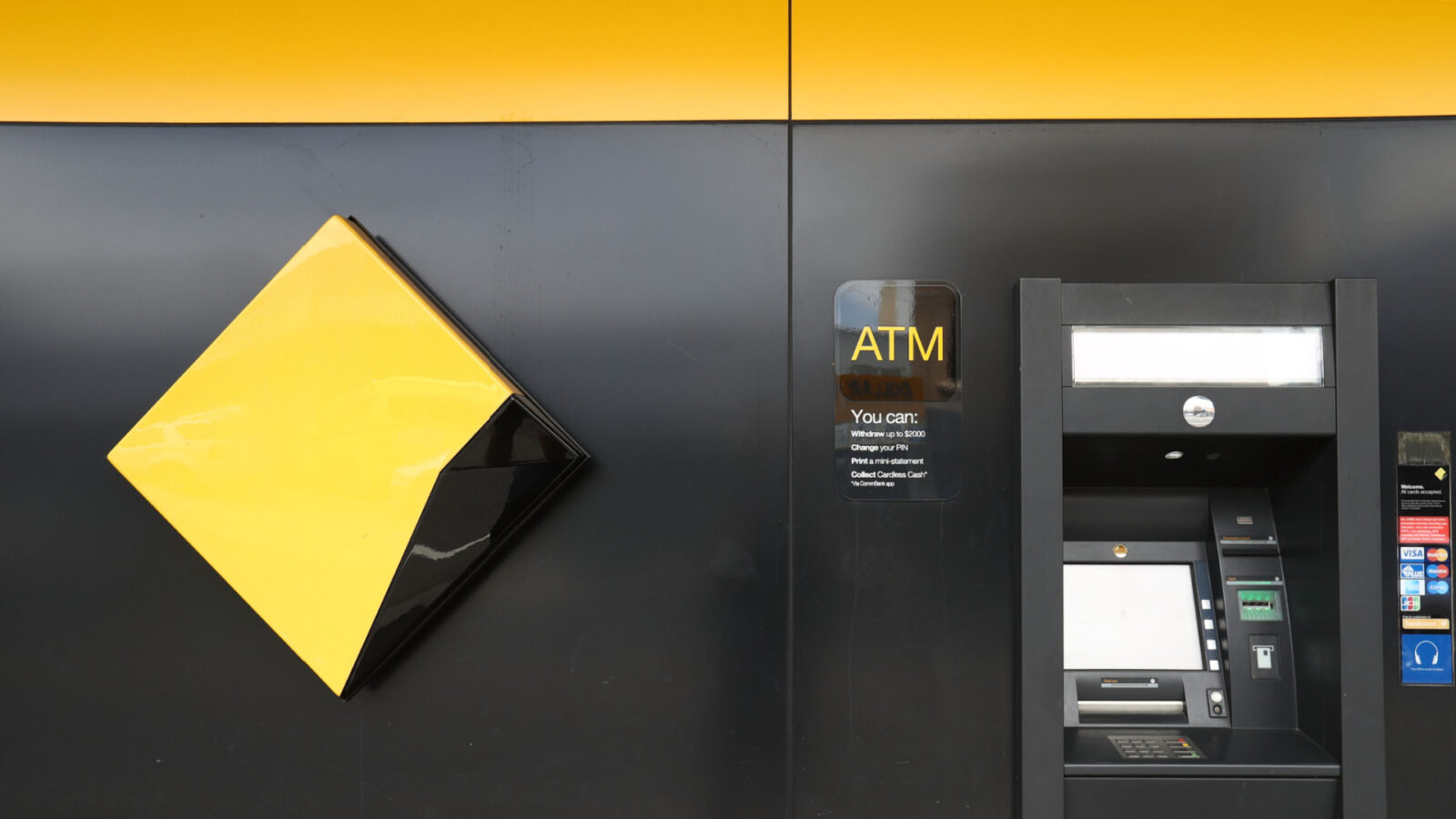 withdraw from a commonwealth atm