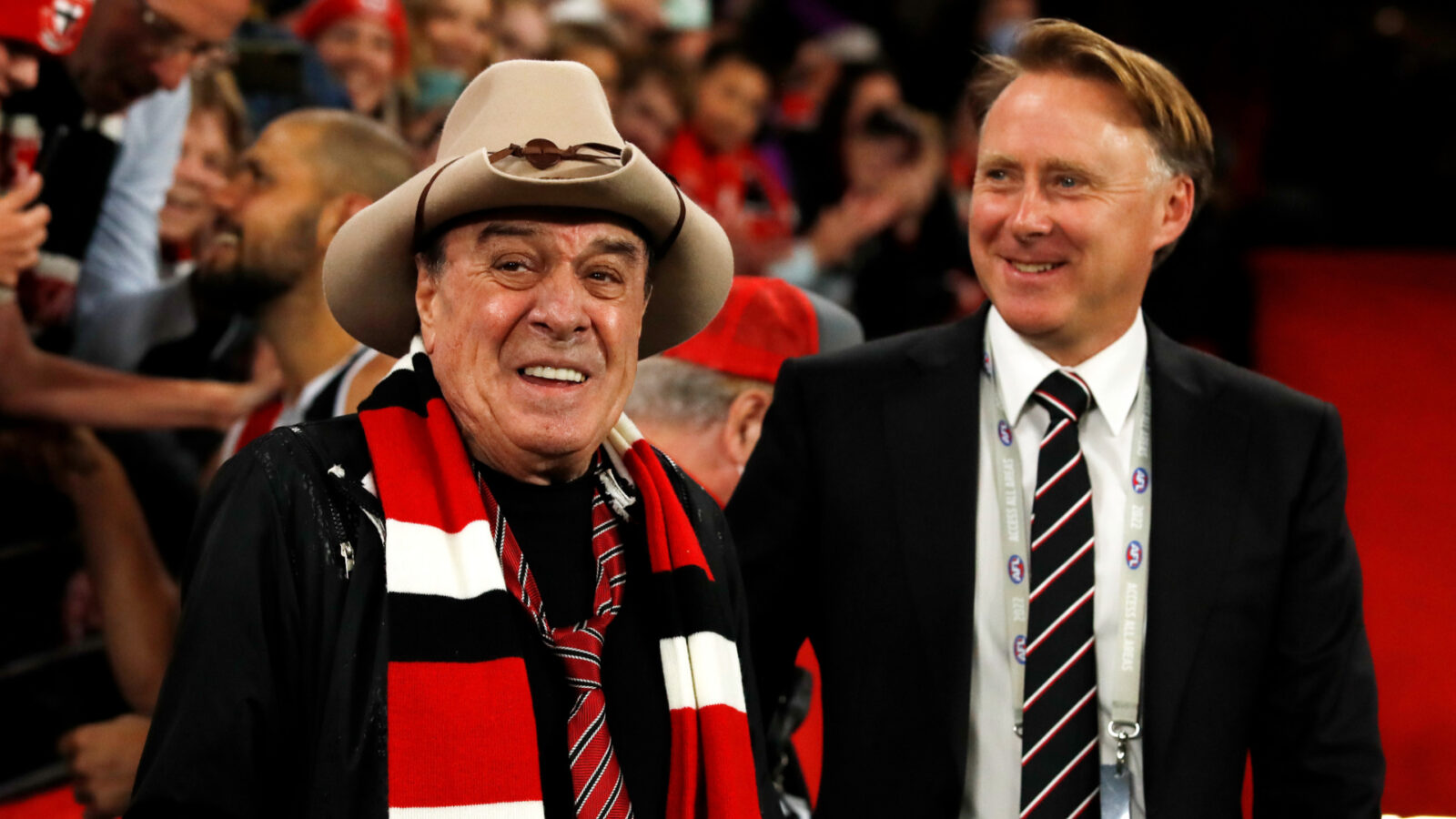 Molly Meldrum. 