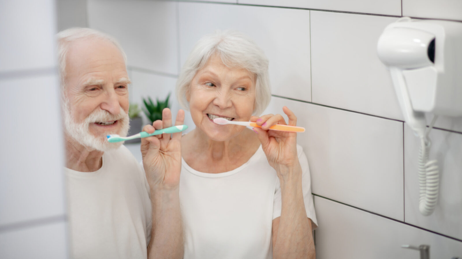 Why Maintaining Good Dental Health Is Crucial For Over 60s Starts At 60 5093