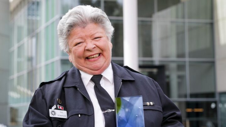 Senior Australian of the Year 'honoured' to receive royal invitation to the Queen's funeral - Vimarsana News