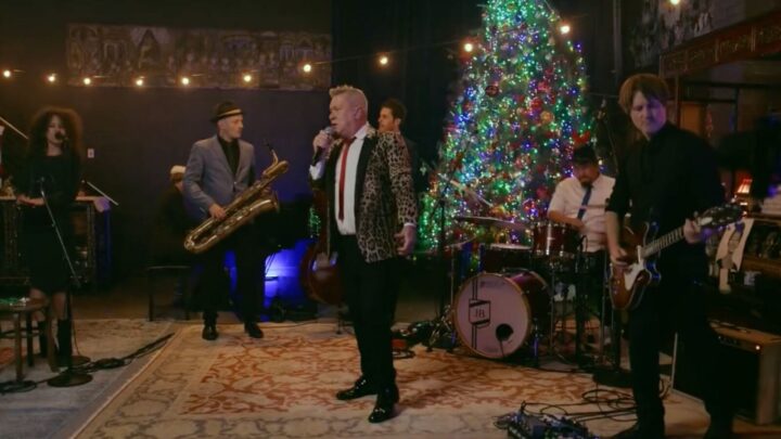 Jimmy Barnes joins in the yuletide celebrations, announces his first Christmas album - Vimarsana News