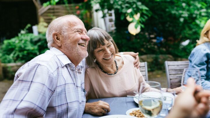 Maintain strong connections, both in person and online this festive season. Image source: Getty