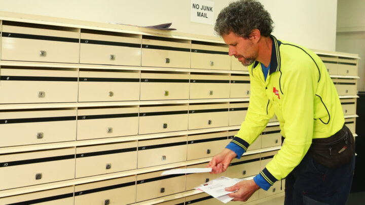 Australia Post on the rocks as decline in letter sending leads to review of the service - Vimarsana News