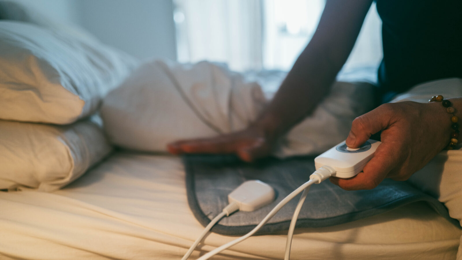 What to look for in an electric blanket this winter - Starts at 60