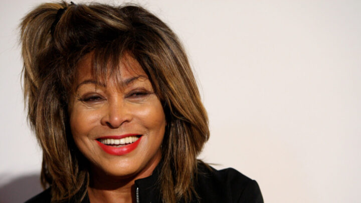 Tina Turner to be laid to rest in a 'very private affair' among 'close friends' - Vimarsana News