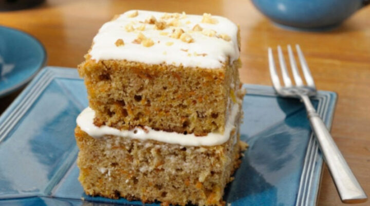 Tasty carrot and walnut cake with cream cheese icing - Starts at 60
