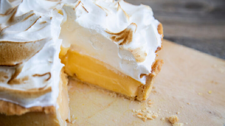 Sweet and tangy lemon meringue pie - Starts at 60