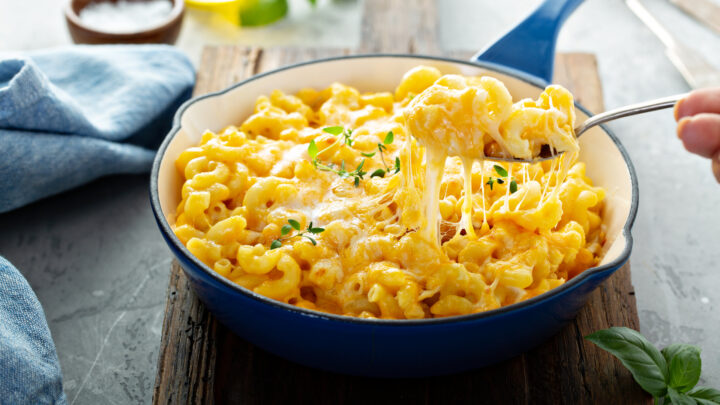 Super simple macaroni and cheese - Starts at 60