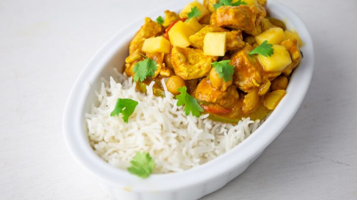 Easy mango chicken in your slow cooker - Starts at 60