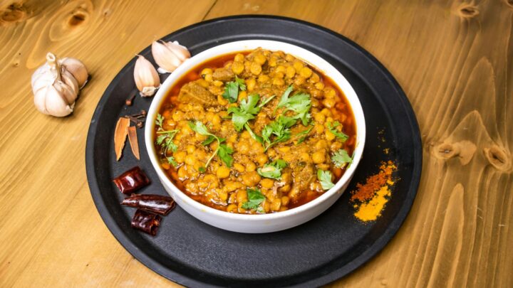 Homemade chickpea curry - Starts at 60