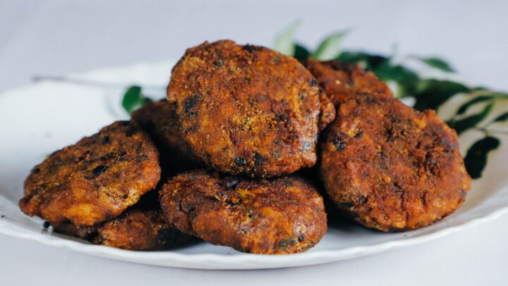 Quick and easy thai pork patties - Starts at 60