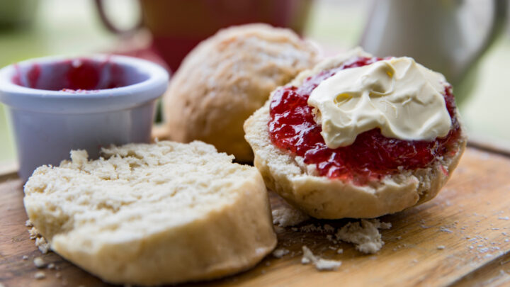 Extra-fluffy homemade scones - Starts at 60
