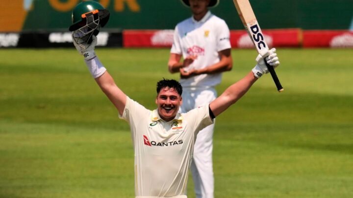Renshaw’s headline act saves Australia in Durban